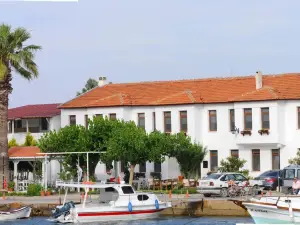 Teos Lodge Pansiyon