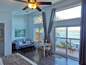 Knotty Pine Ocean Front Cabin - Adults Only
