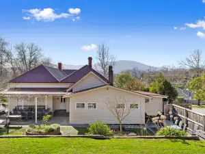 Healesville Garden Grandview