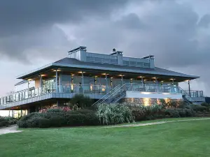 Seafield Hotel & Spa Resort