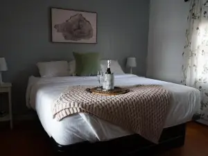 Alamoosook Lakeside Inn Orland