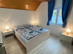 Apartmaji in Sobe Cuder