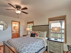 Hot Tub Relaxation and Mtn View Sky Blue Overlook