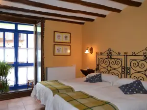 Hostal Santa Agueda