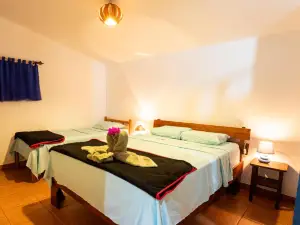 Pochote Lodge