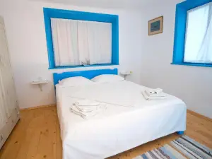 La Lipoveni