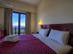Hotel Isaraiko Spiti Agia Theodora