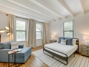 'The Hideaway' Secluded & Spacious Schulenburg Gem