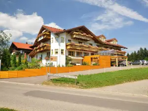 Berghüs Schratt - Einfach Anders - Ihr Vegetarisches Und Veganes Biohotel