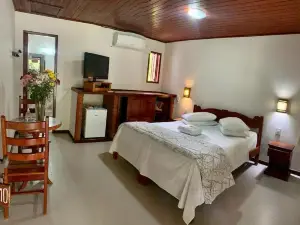 Pousada Caminho Das Candeias