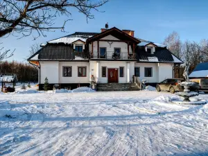 Noclegi Dwór Szlachecki Biedaczów