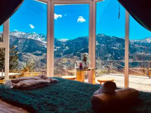 Paradise Inn