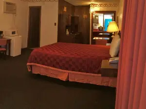 Crystal Palace Inn Brownfield