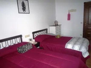 Albergue-Hostel Casa da Gandara