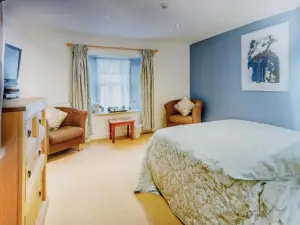 The Boat House Bed and Breakfast