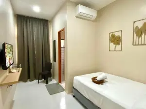 Torres Traveller's Inn