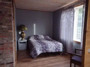 Rustic 2B Cabin w/Sauna on Farm, Free WiFi/Parking