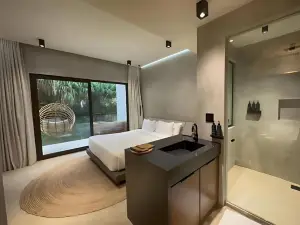 Blooma Boutique Hotel