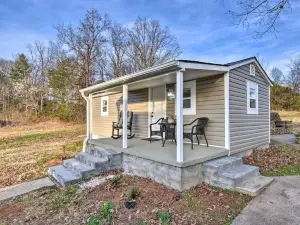 Six Waterpots Cottage II in Blue Ridge Mountains