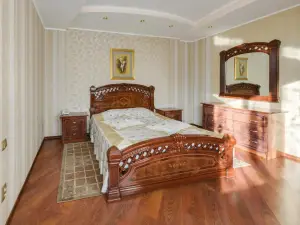 Ghostinitsa "Lina"