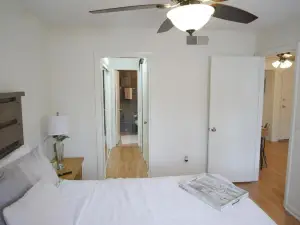 Cozy Condo Near Buckhead
