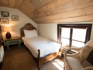 Alma Inn & Dining Rooms