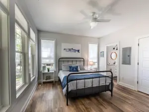 Captain's Cove
