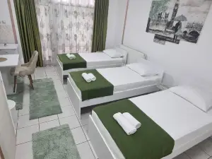 Family Apartmani Le
