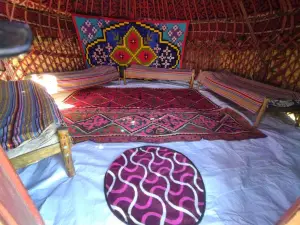 Son-KUL Lake Yurt Camp Mirbek