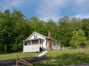 Lake Bomoseen Lodge