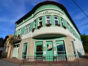 Baronka Bed & Breakfast & Bistrot