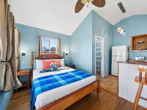 Tilt-Ta-Dock Resort Belize