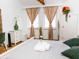 Apartmány Ellie