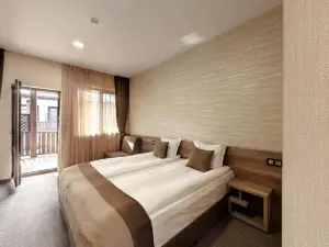 Complex YustinaVillas