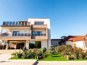 Residence Riverside