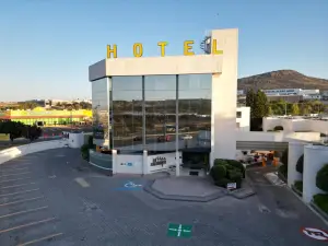 Hotel Alcampo