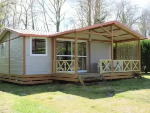 Camping Familial Paisible Avec Piscine, Mobil Home , Chalet, Studio & Emplacement NUE