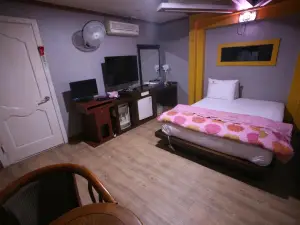 K Motel