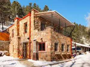 โรงแรมเอ-โลจบาวลเดอร์