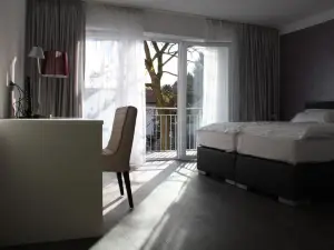 Victoria Living