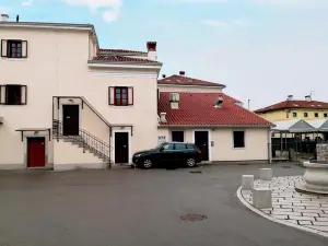 Gostilna Pri Dragici, Gostilna s prenočišči, D.o.o.