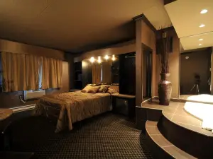 Motel Capri et Suites