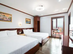 Minh Quang Hotel