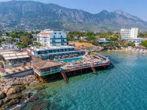 Manolya Hotel