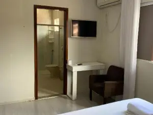 Pousada Rara House