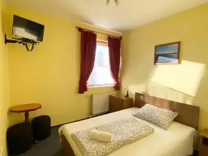 Panama Motel