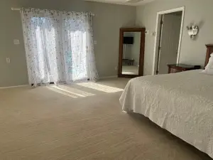 Mountain Bliss Retreat Near Asheville & Charlotte