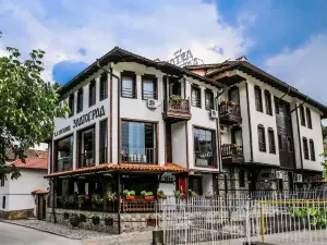 Hotel Zlatograd
