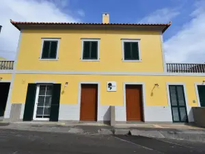 Casas do Baleeiro - Whaler's Houses