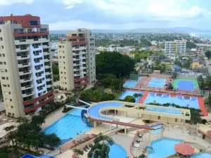 Playa Almendro Resort